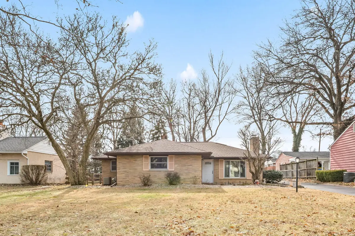 3227 Minerva Lake Road, Columbus, OH 43231 - #1