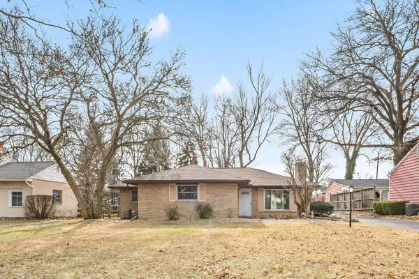 3227 Minerva Lake Road, Columbus, OH 43231