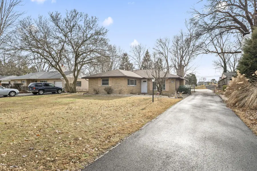 3227 Minerva Lake Road, Columbus, OH 43231 - #3