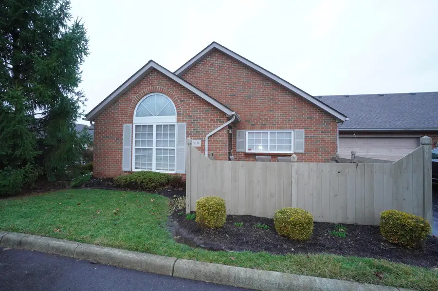 6836 Newrock Drive, New Albany, OH 43054 - #2