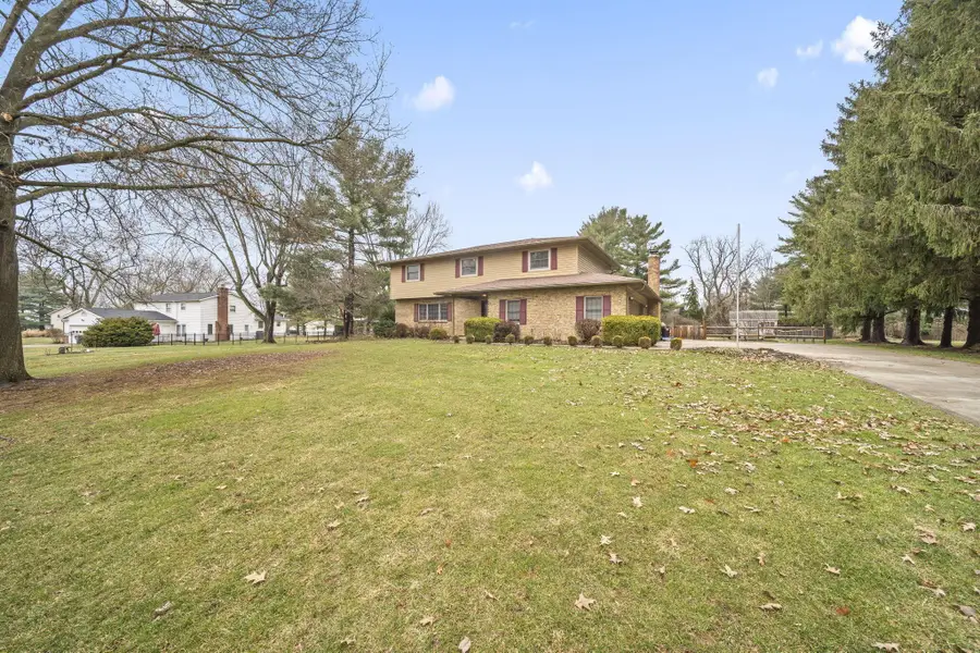 8914 Stonehenge Drive Nw, Pickerington, OH 43147 - #2