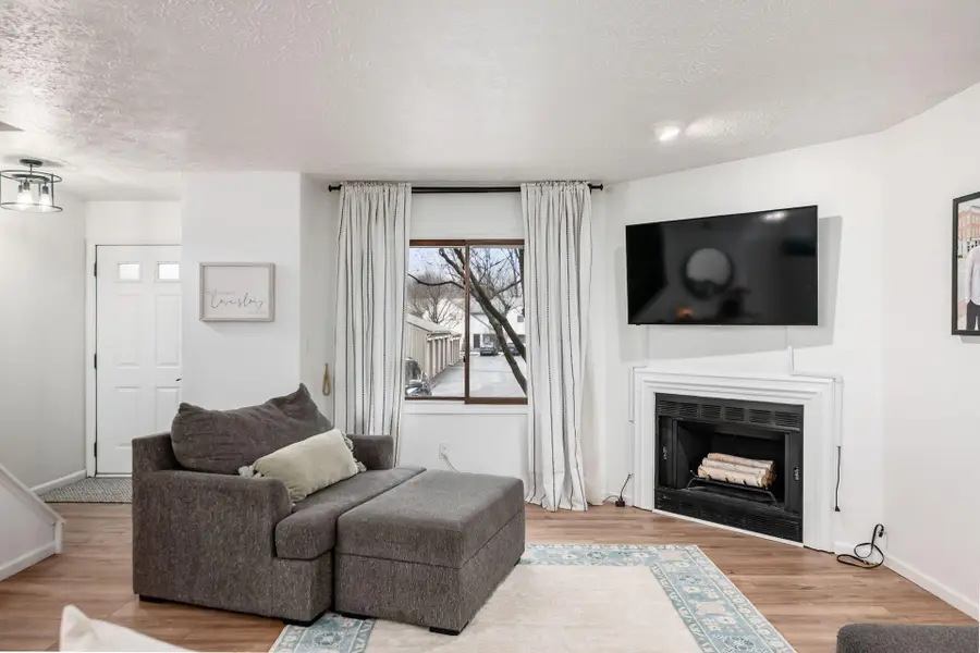 1946 Rockdale Drive, Columbus, OH 43229 - #3