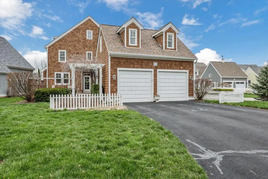 15150 Shoreline Drive W, Thornville, OH 43076 - #2