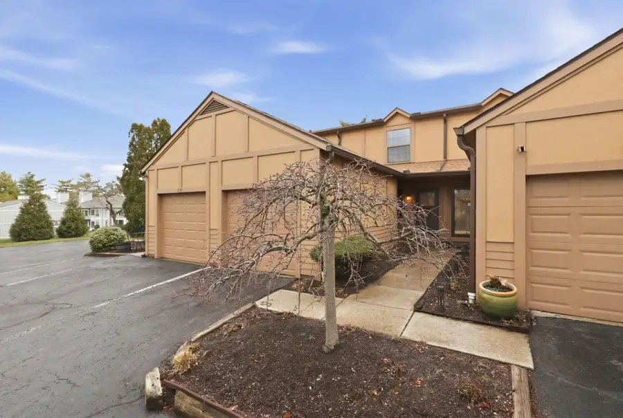 717 Alta View Court, Columbus, OH 43085 - #2