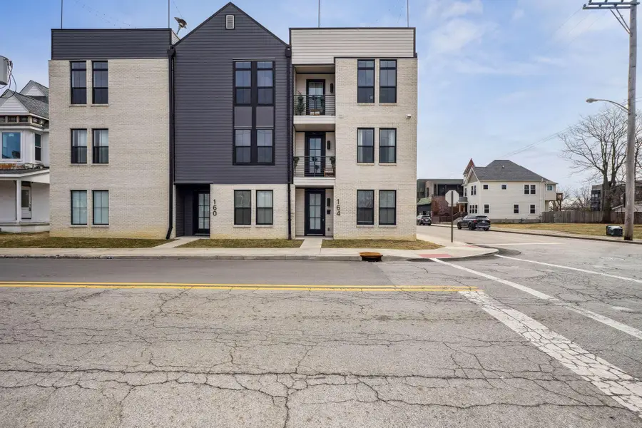 164 Wilson Avenue, Columbus, OH 43205 - #2