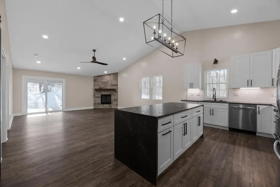 61 Greenbriar Court, Howard, OH 43028 - #2