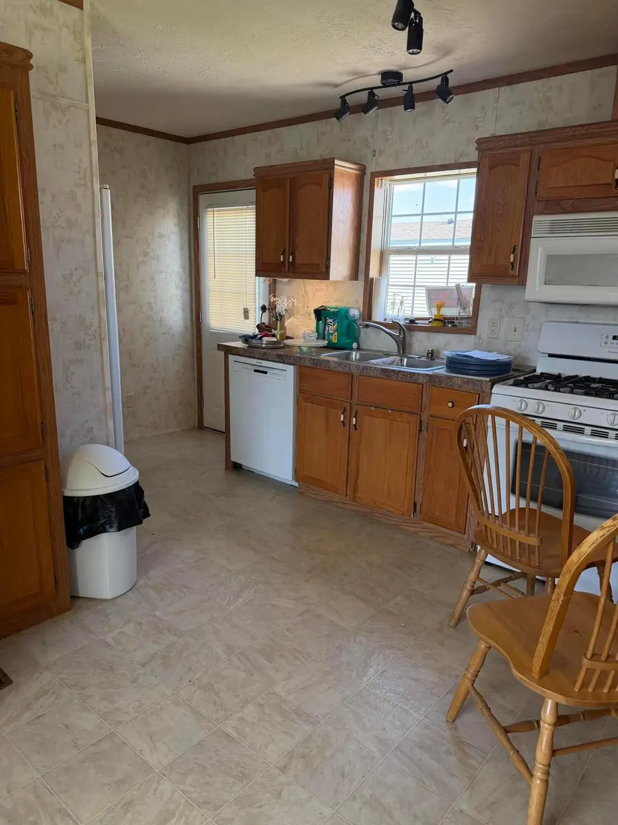 234 Rosie Avenue, Pataskala, OH 43062 - #3