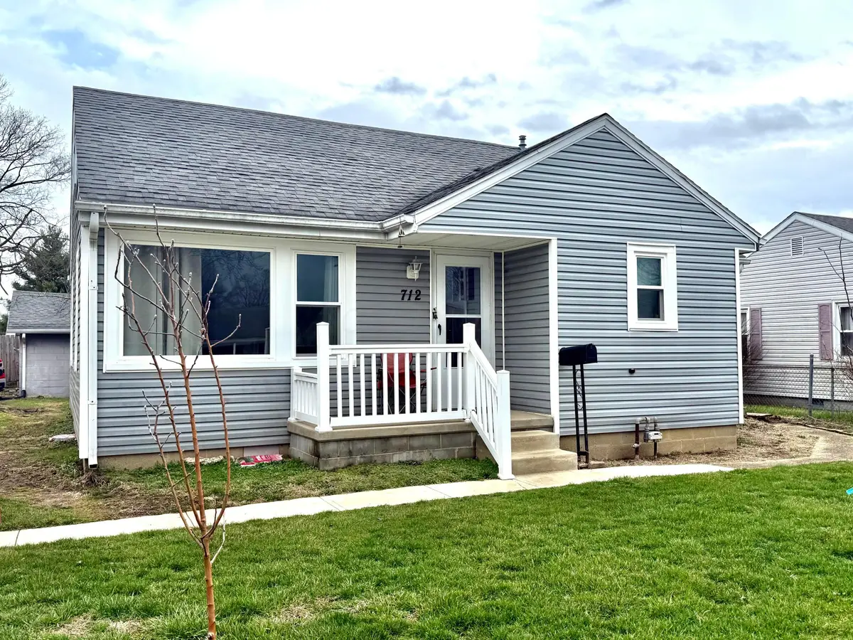 712 S Elm Street, Washington Court House, OH 43160 - #1