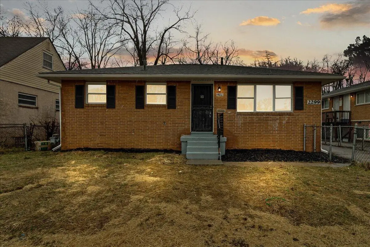 2299 Holt Avenue, Columbus, OH 43219 - #1