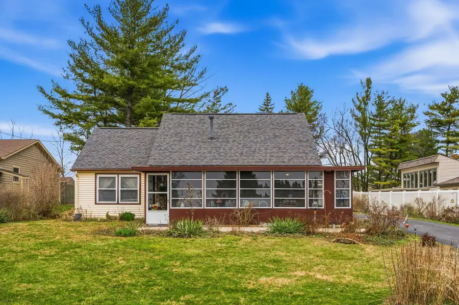 1264 W Choctaw Drive, London, OH 43140 - #2