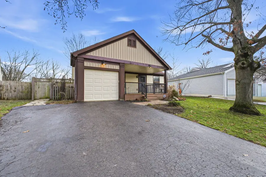 3153 Bowdoin Circle, Columbus, OH 43204 - #2