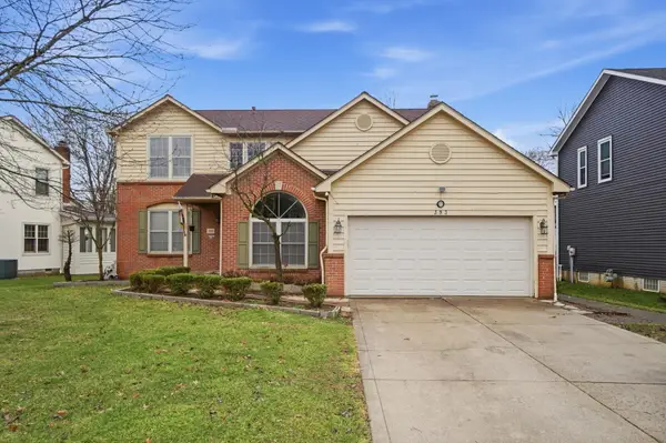 393 Canterbury Court, Westerville, OH 43082