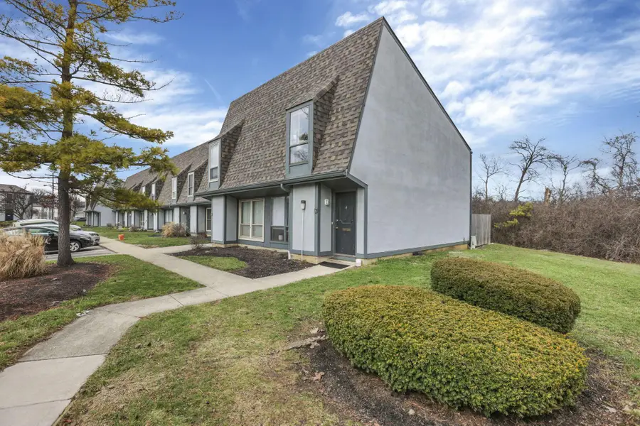 1022 Galliton Court, Columbus, OH 43220 - #3