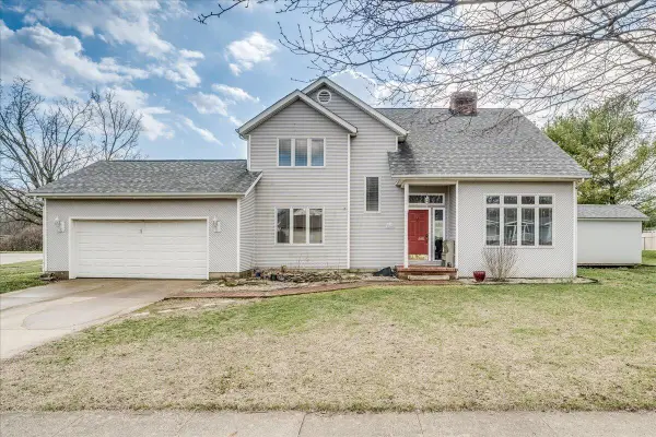 300 Wedgewood Court, Circleville, OH 43113