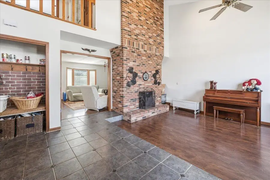 300 Wedgewood Court, Circleville, OH 43113 - #3