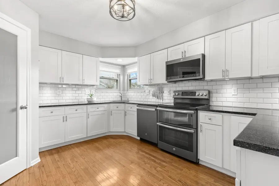 161 Ash Street, Delaware, OH 43015 - #3