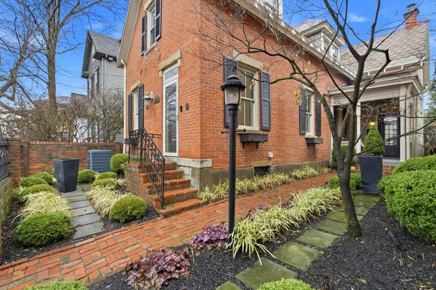 870 S 5th Street, Columbus, OH 43206 - #3