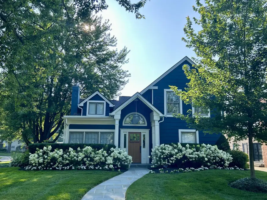 386 Northview Drive, Columbus, OH 43209 - #2