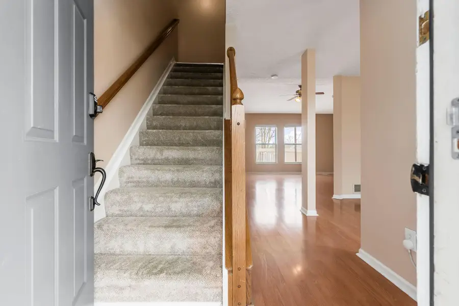 908 Portlock Drive, Columbus, OH 43228 - #3