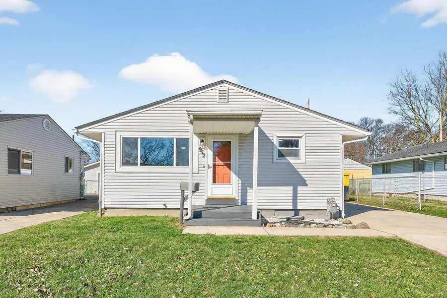 952 Minerva Avenue, Columbus, OH 43229 - #2