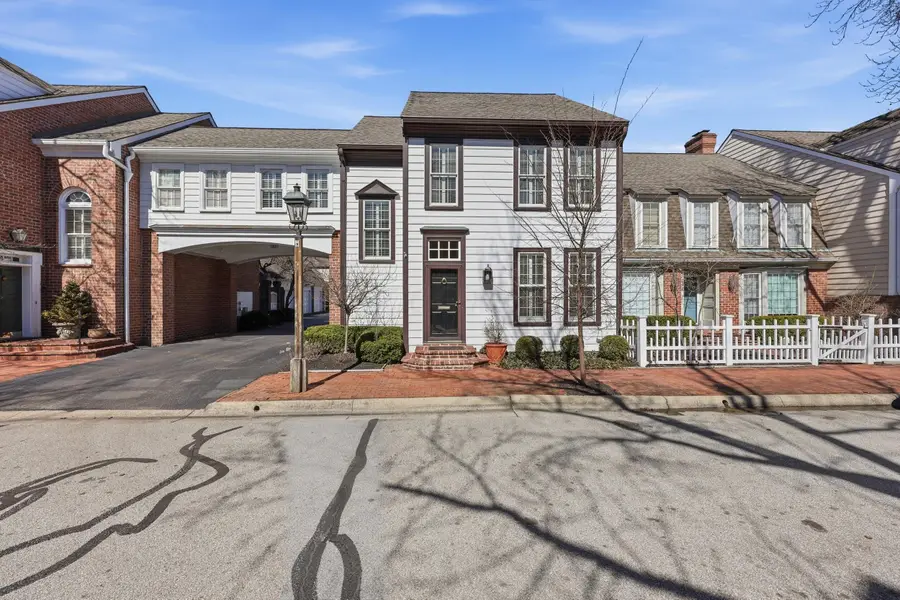 2242 Atlee Court, Columbus, OH 43220 - #2