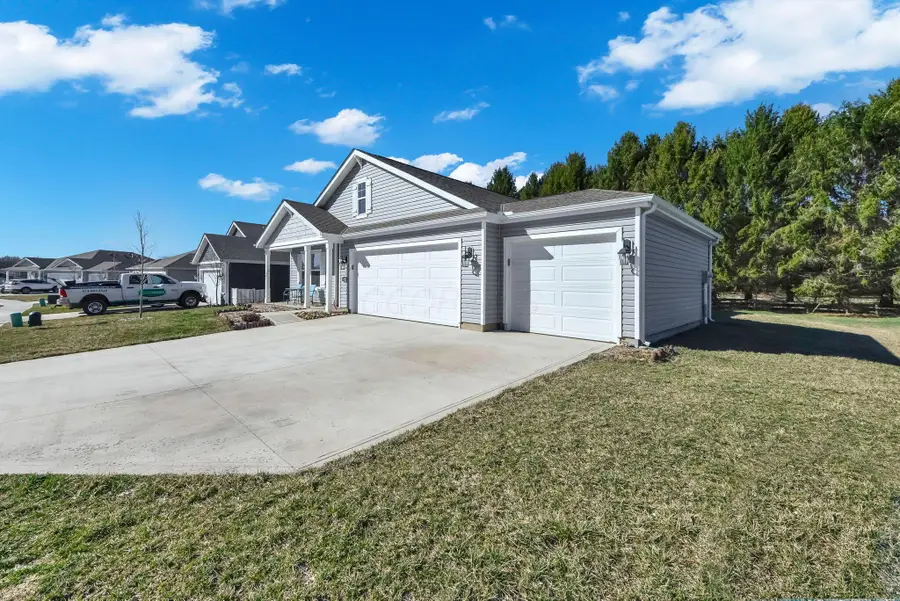 452 St James Gate, Newark, OH 43055 - #3