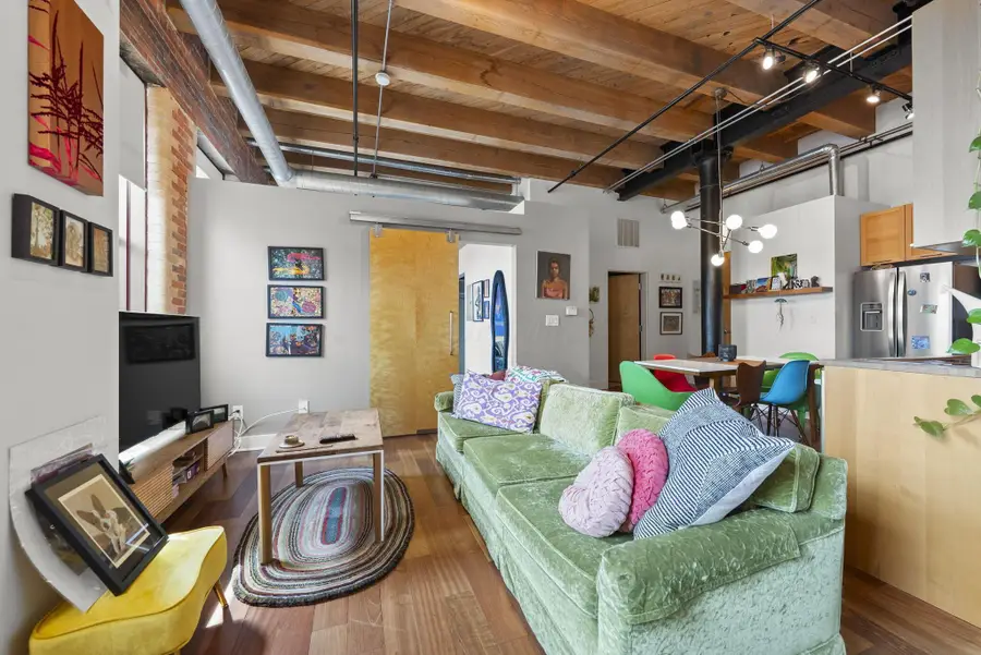 150 E Main Street, Columbus, OH 43215 - #2