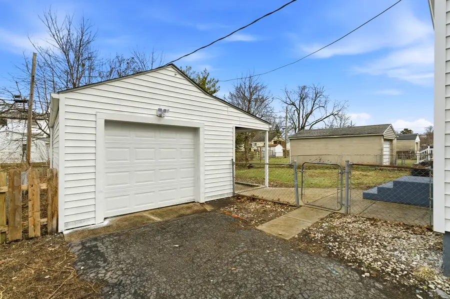 978 E North Broadway Street, Columbus, OH 43224 - #3