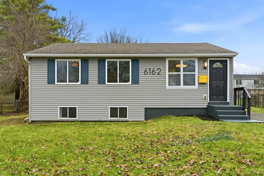 6162 Hanby Square E, Columbus, OH 43229 - #3