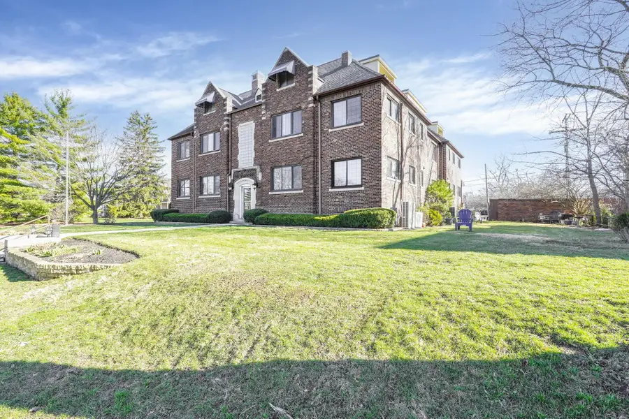 2208 Arlington Avenue, Columbus, OH 43221 - #3