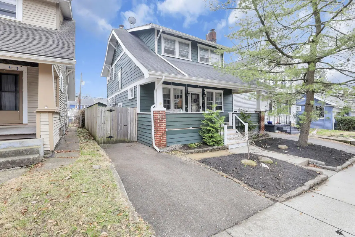 99 E Pacemont Road, Columbus, OH 43202 - #1