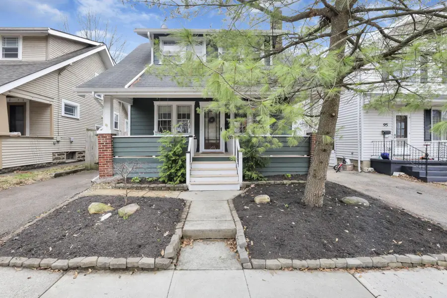 99 E Pacemont Road, Columbus, OH 43202 - #2