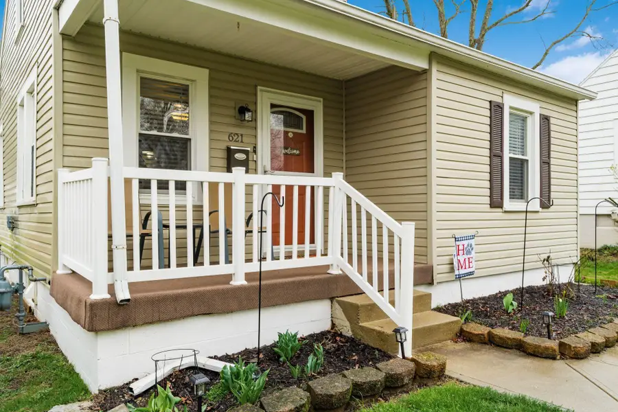 621 Harding Avenue, Lancaster, OH 43130 - #3