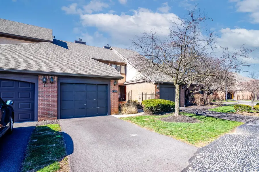 7187 Inverness Court, Dublin, OH 43016 - #2