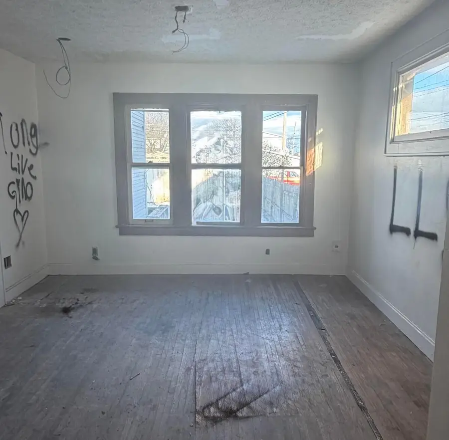 616 Larcomb Avenue, Columbus, OH 43223 - #2