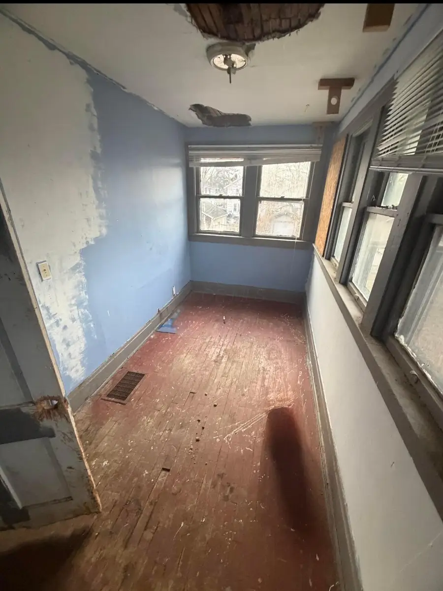 253 N Ogden Avenue, Columbus, OH 43204 - #2