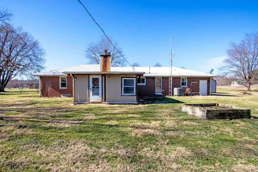 174 W 2nd Street, Perrysville, OH 44864 - #2