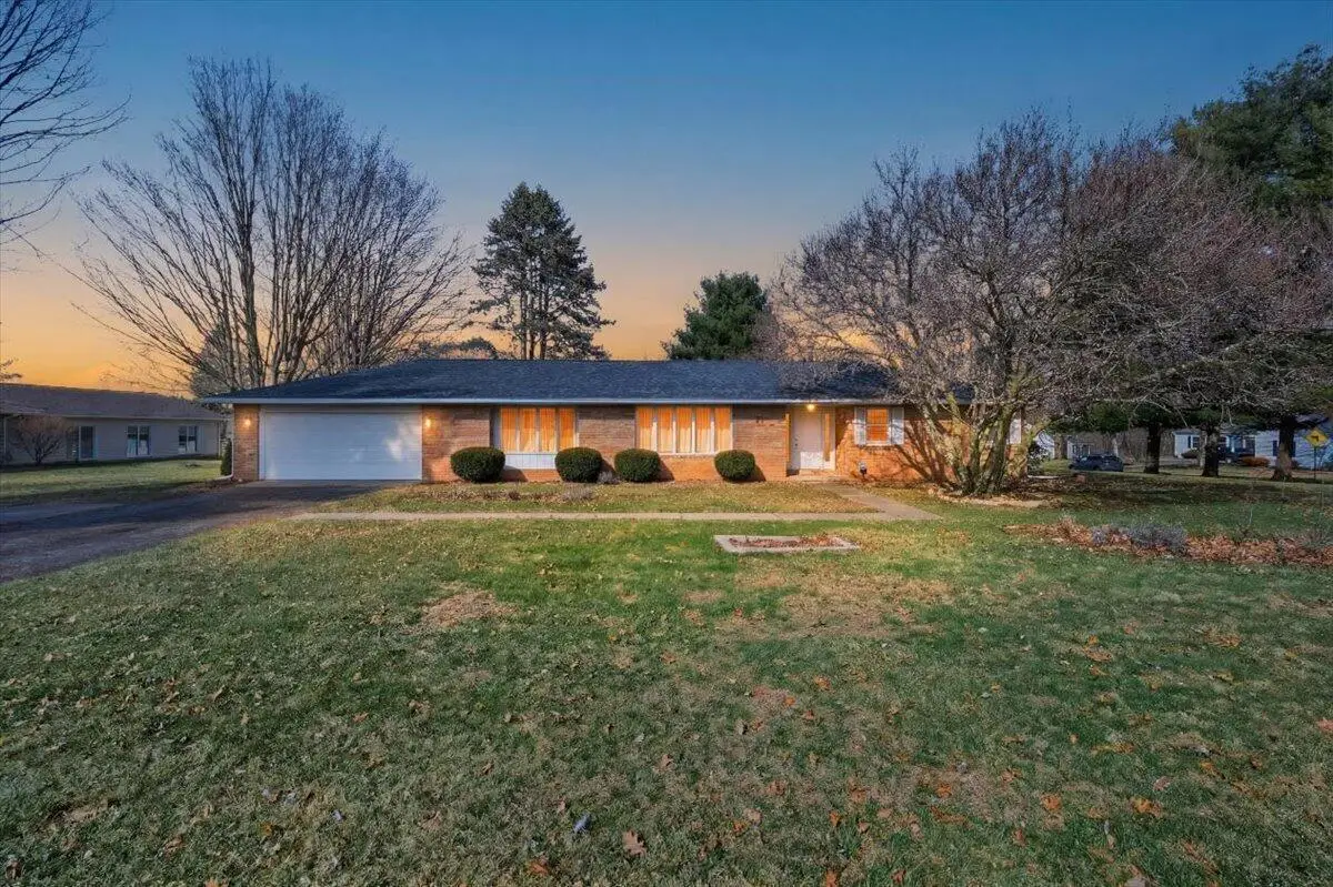 1033 Everview Drive, Mount Vernon, OH 43050 - #1