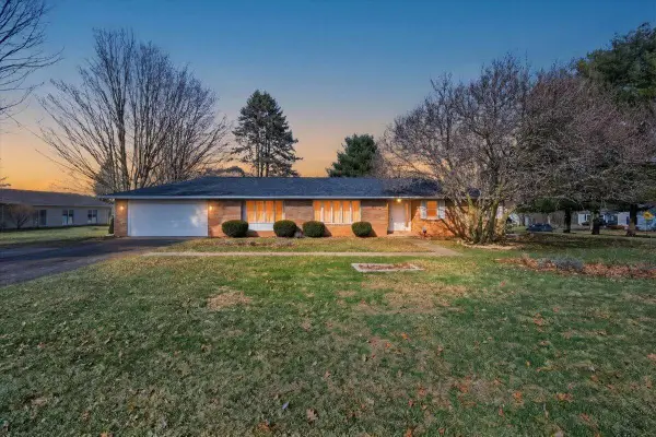 1033 Everview Drive, Mount Vernon, OH 43050