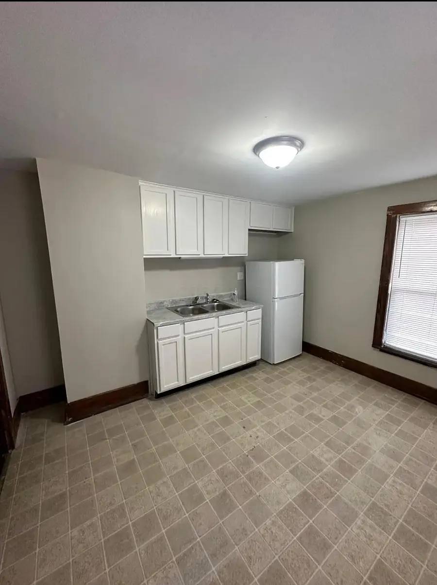 605 N Detroit Street, Bellefontaine, OH 43311 - #3