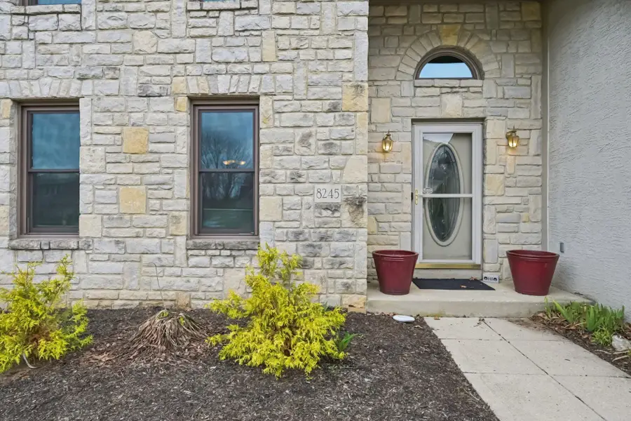 8245 Markhaven Court, Columbus, OH 43235 - #3