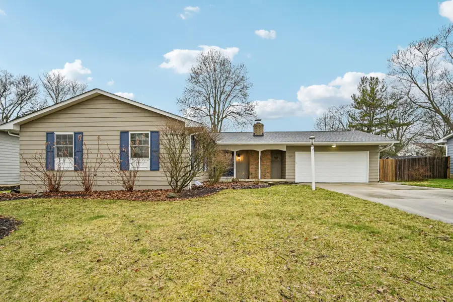 8207 Copperfield Drive, Columbus, OH 43235 - #2