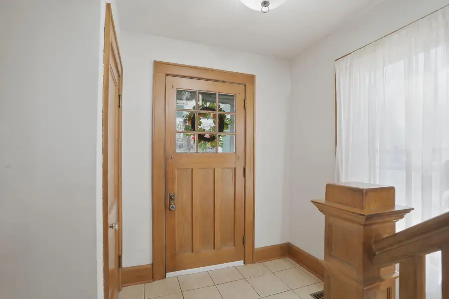 1416 Inglis Avenue, Columbus, OH 43212 - #3