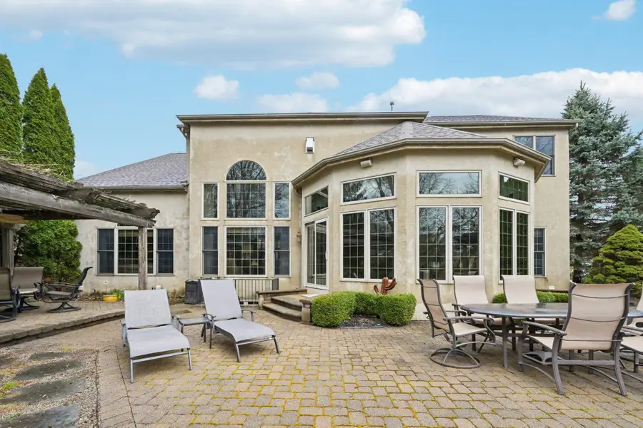 6045 Medallion Drive W, Westerville, OH 43082 - #3