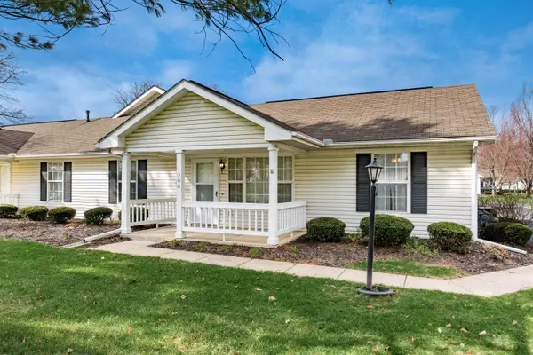 1206 Hillview Circle E, Newark, OH 43055