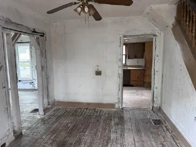 6 Elliott Street, Mount Vernon, OH 43050 - #3