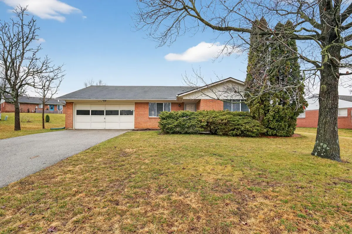 689 Liberty Lane, Westerville, OH 43081 - #1