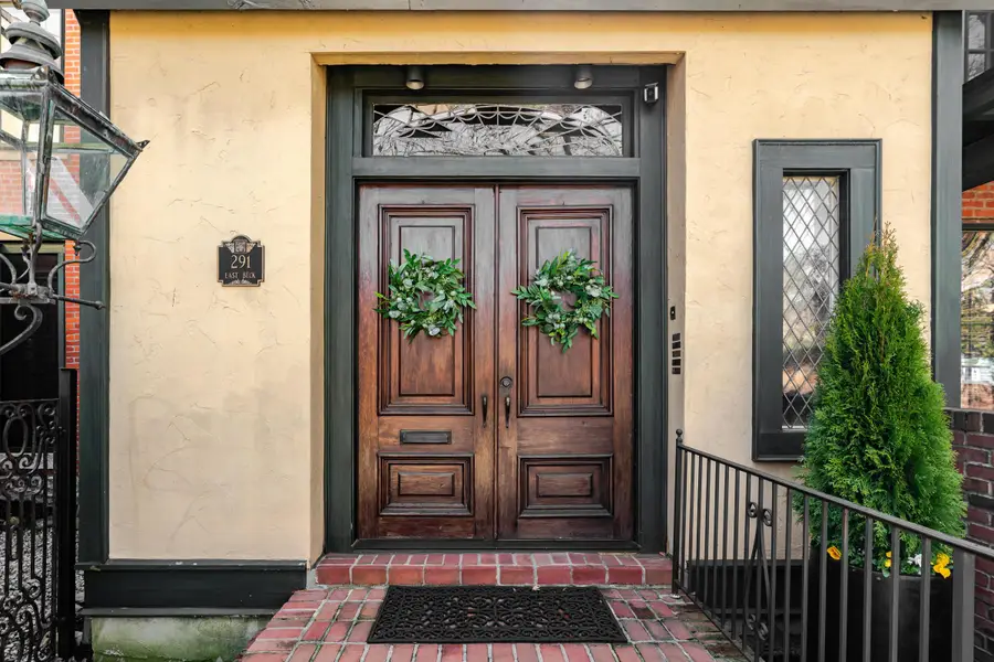 291 E Beck Street, Columbus, OH 43206 - #3