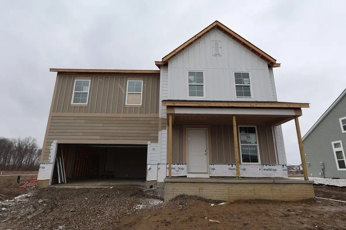 32 Banyan Drive, Lewis Center, OH 43035 - #1