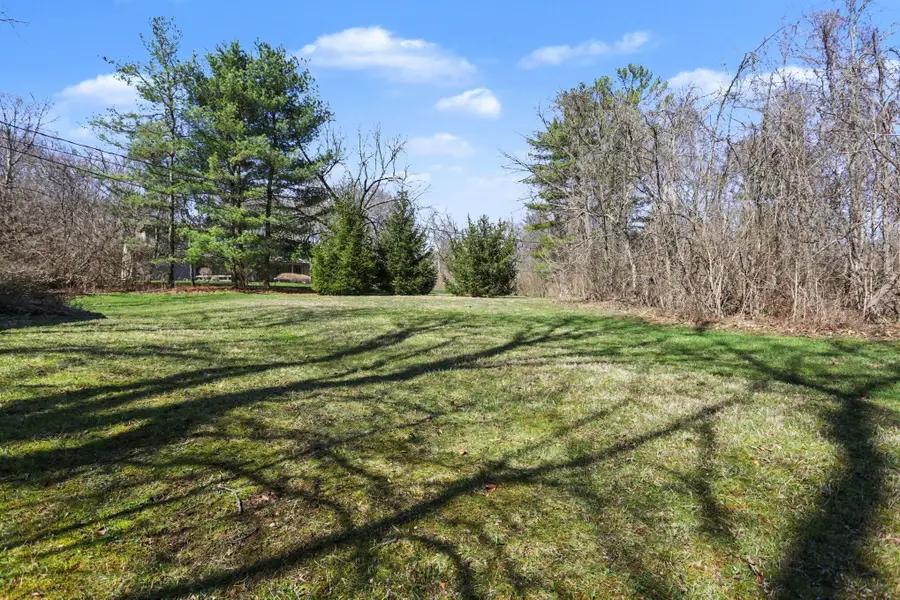 820 Old Woods Road, Columbus, OH 43235 - #2